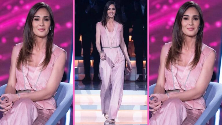 Può una tuta rosa renderti la conduttrice più elegante? Sì, se ti chiami Silvia Toffanin